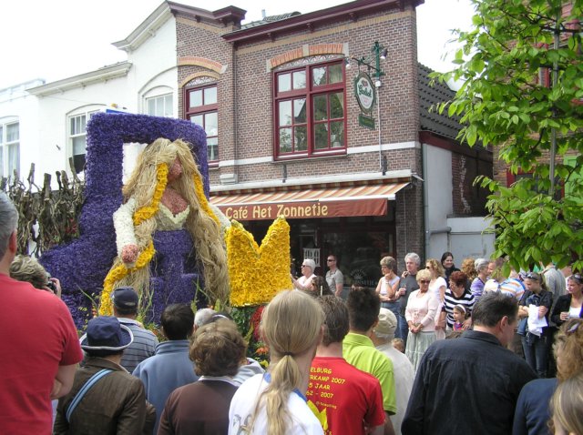 dederde.jpg