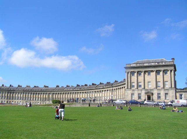 royalcrescent.jpg